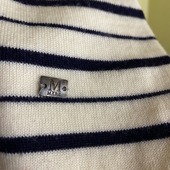 März, short sleeve sweater already been worn, very clean - Picture 3 of 6